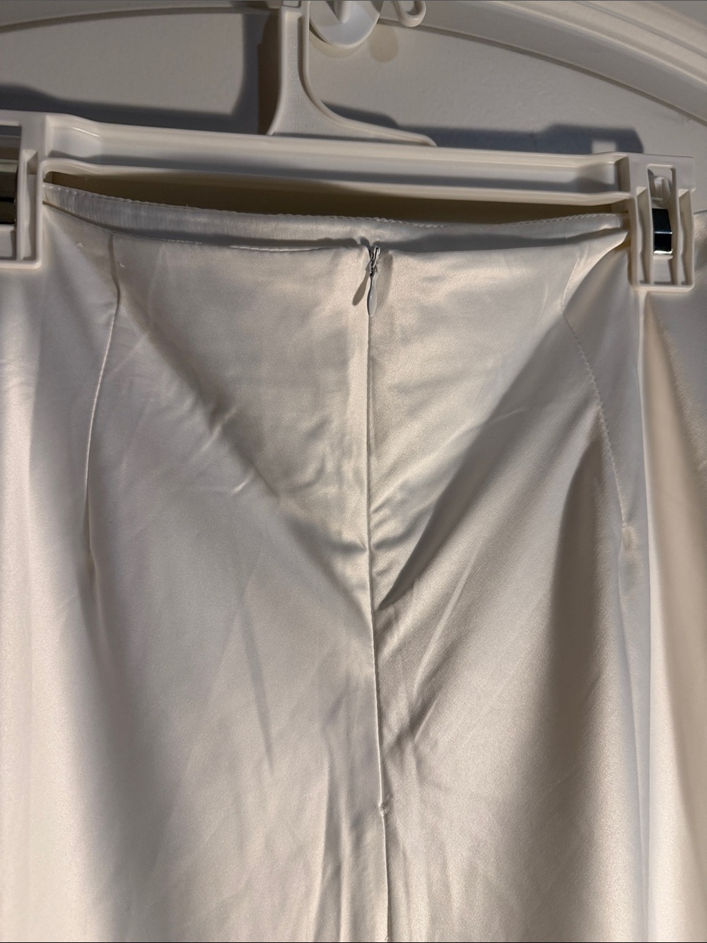 Silky White Bias-Cut Midi Slip Skirt - Picture 4 of 5